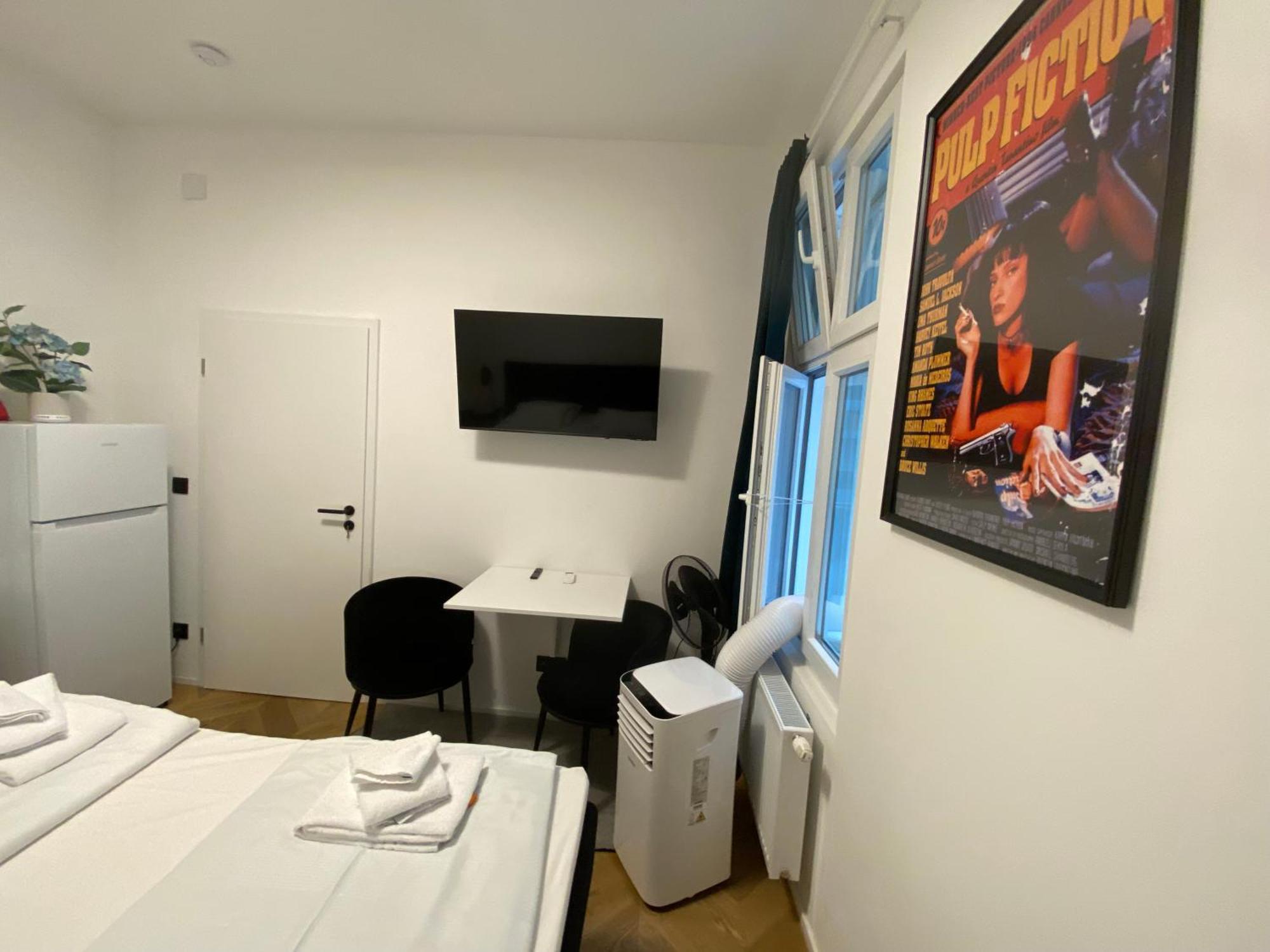 Luxurious Apartment In The Centre Of Viyana Oda fotoğraf